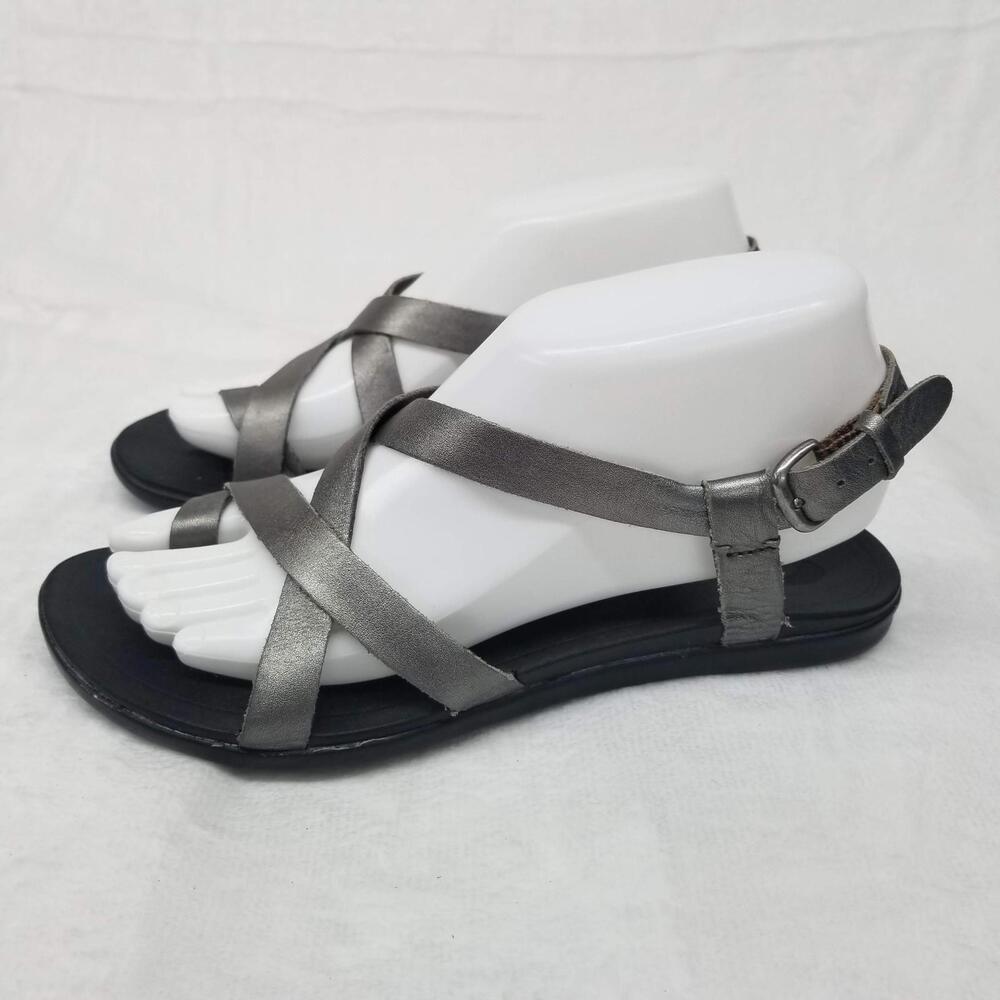 Olaki Upena Sandals Womens 7 Metallic Pewter Silver Strappy Sandal Beach - Picture 2 of 10